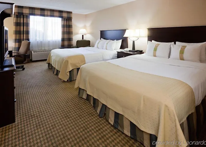 By Ihg Fargo