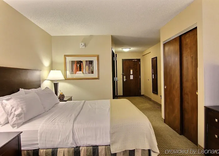 By Ihg